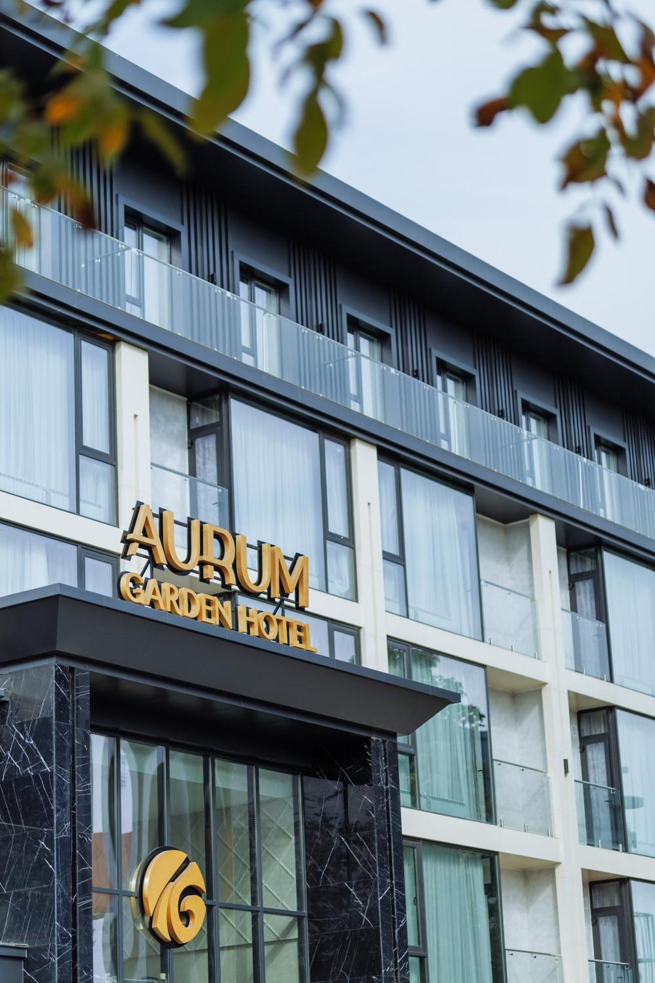 Aurum Garden Hotel Shymkent Exterior photo
